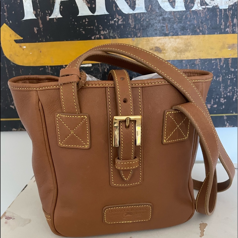 Vintage pristine Dooney Norwalk Collection Tote